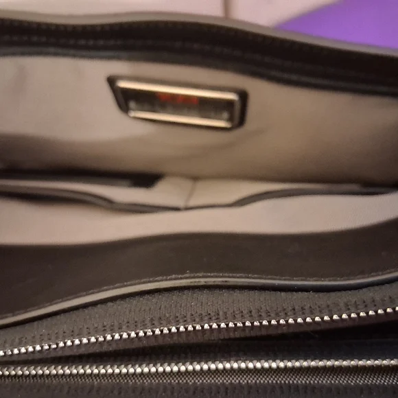 Tumi 93231D leather luxury Blsck Mens briefcase
